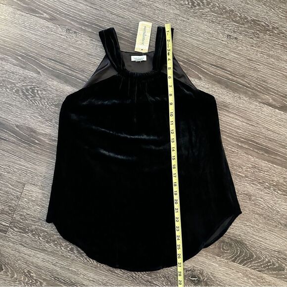 Sundance Bella Elegance Top New - Picture 8 of 10